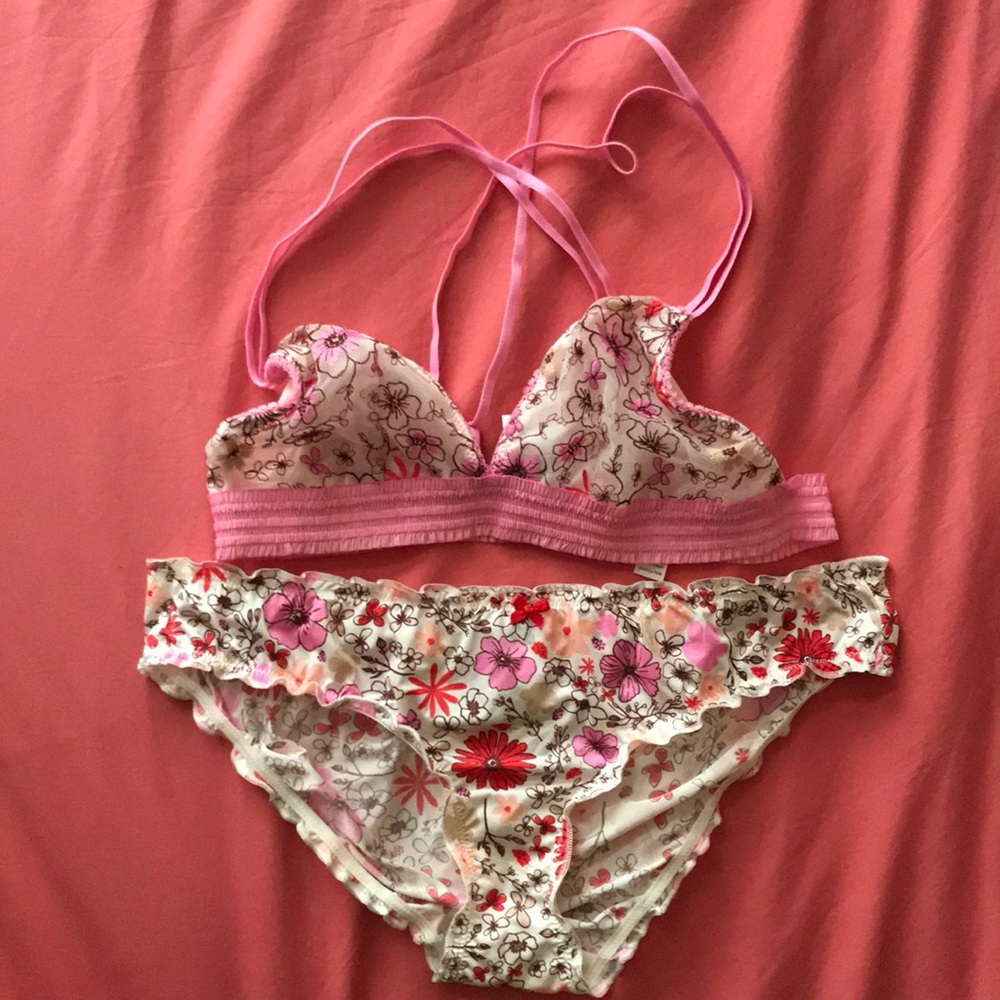 Aerie bralette and bikini
